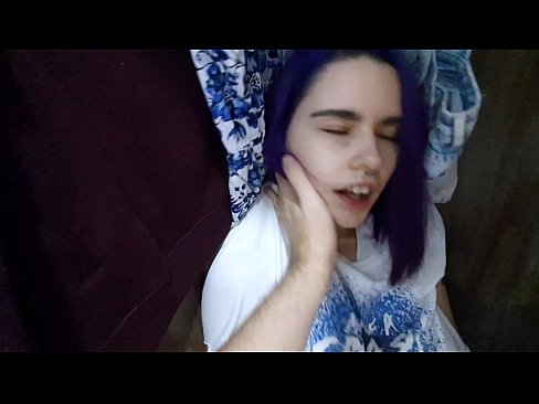 ❤️ 在壁櫥裡找到我姐姐並幫她射精 色情 在 zh-tw.pornohdmega.ru ️❤